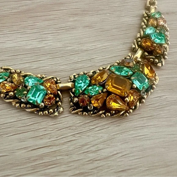 🥂SOLD🥂Vintage Crystal Barclay Signed Necklace, Gold-Tone Emerald Amber, 15” - Picture 12 of 13